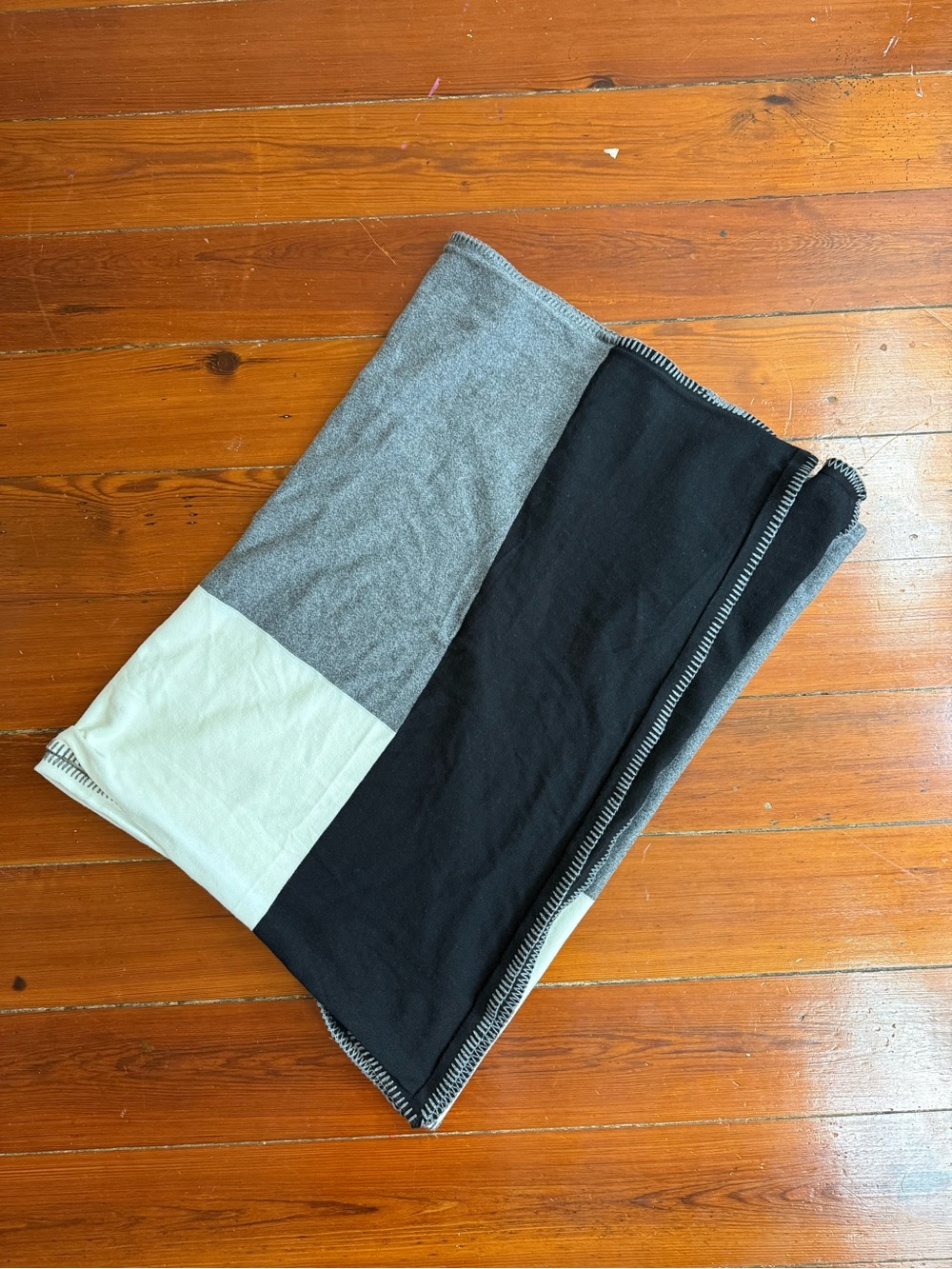Zestt Organics Oragnic Cotton Colorblock Travel Scarf Shawl Blanket 🍄